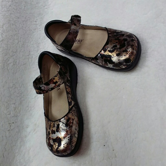 alegria paloma wallflower